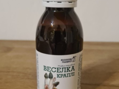 Tu nech, to je hadovka smrdutá, ta se nesbírá...